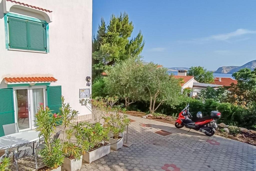 100 Meter Bis Zum Apartment Baska (Krk)